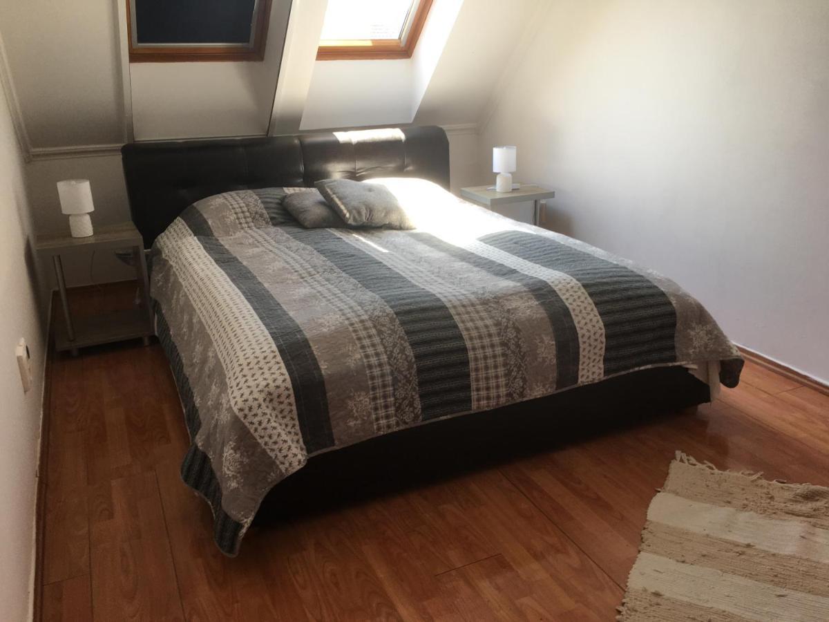 דירות Hajdúszoboszló Noemi Apartman מראה חיצוני תמונה