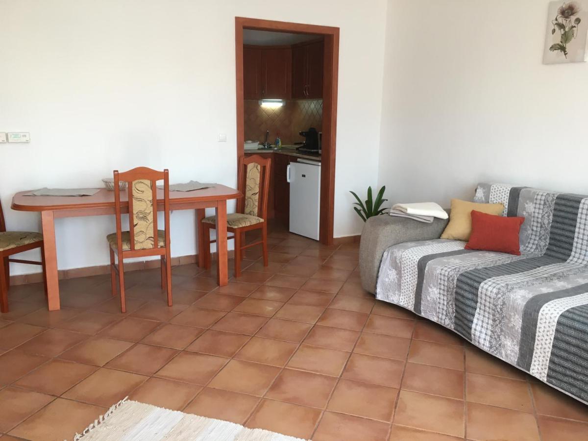 דירות Hajdúszoboszló Noemi Apartman מראה חיצוני תמונה